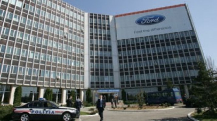 Fabrica Ford va renunţa la sute de angajaţi